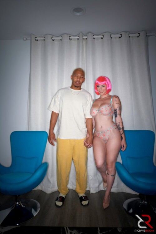 rr0100 angelyoungs 00061740cd55cd274ed4