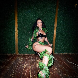 rr0107_ivylebelle_0020dd038bc088e94e1bf2d40d359a3e835e