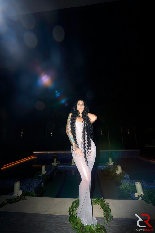 rr0107 ivylebelle 002631641f77bb32fc52