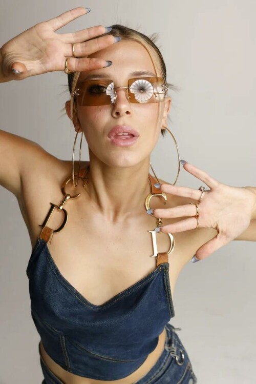 rschuzw2jssb19bfeeeddf7a6e757