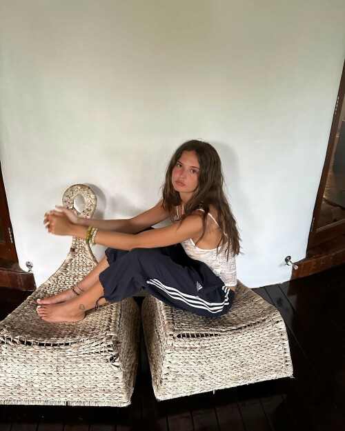 rubylyn_---CrJghdVJcLw---07995c3c8e4d730202e350cd3c03705e4f.jpeg
