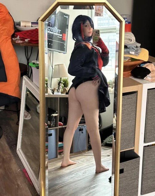 ryuko matoi mirror selfie 0 v0 q7zi8kczl64c1a2c09a4d15ad5e1f