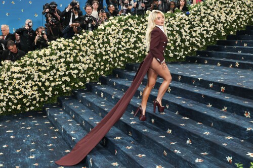 sabrina 129241e8363ebb56e75