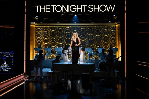 sabrina 15429e1ee4bd45b4c2