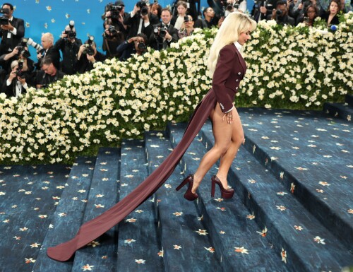 sabrina 15757f477038d77033