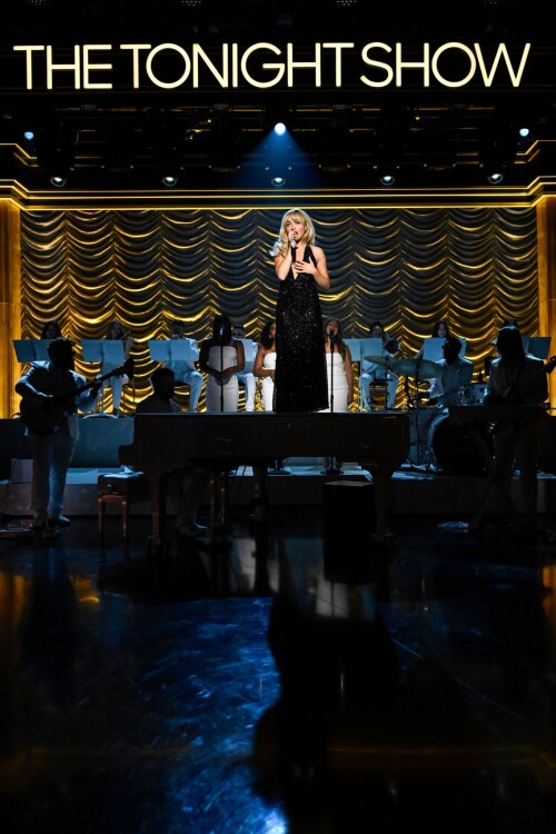 sabrina 16949b701ce7c9406f