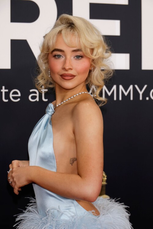 sabrina 9c93a76fb8ebe1fb7