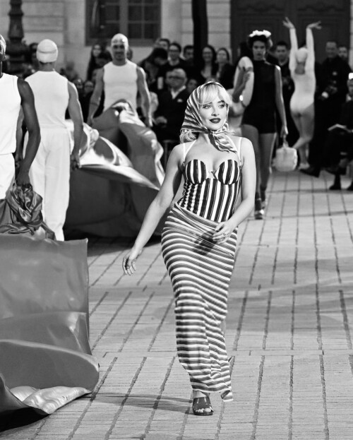 sabrinacarpenter 26062024 0003a7e8d6086452c41c