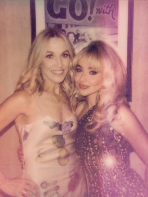 sabrinacarpenter 1759939246 3738963850852168063 8713286c41987cf37e81891