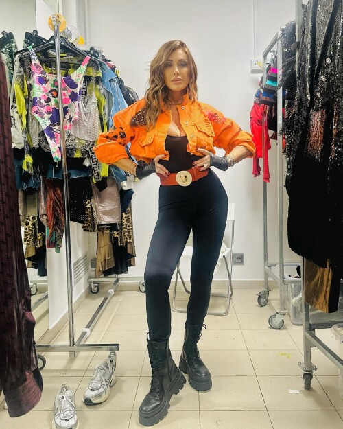 sabrinasalernofficial 20240325 0008d3ebdc003b1db741