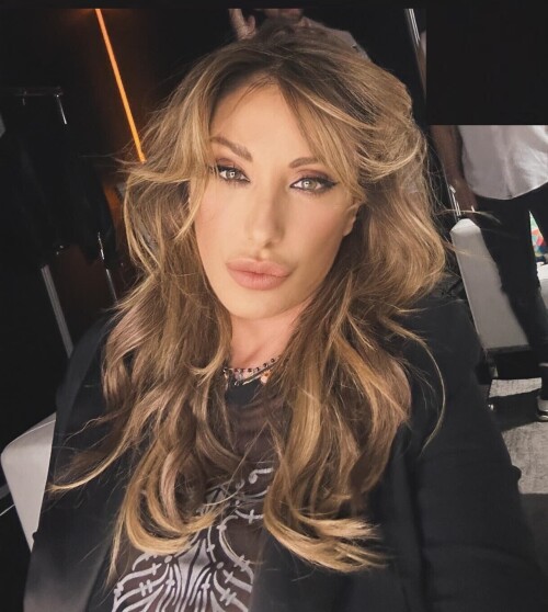sabrinasalernofficial 20240519 00054a6ac1f53660b327