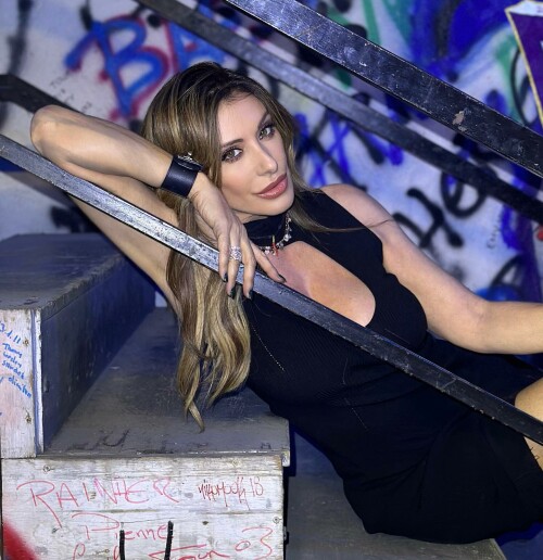 sabrinasalernofficial 23042023 0002