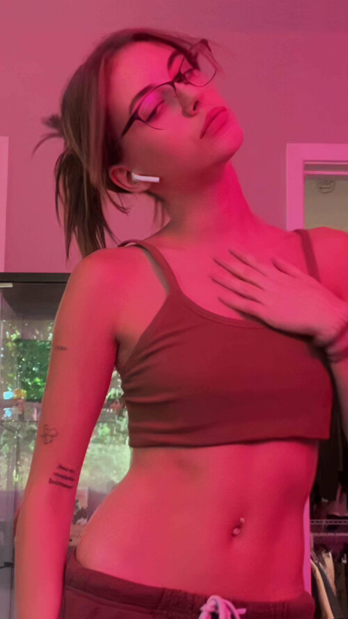 sadbittyeva 7118563984499870982 7