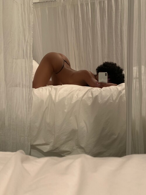 safffronnn 0016fa94b0d5b12bc2