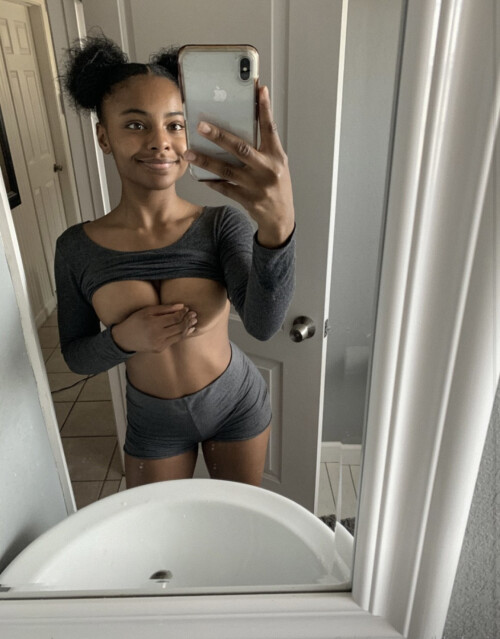 safffronnn 2702f5614db597a694