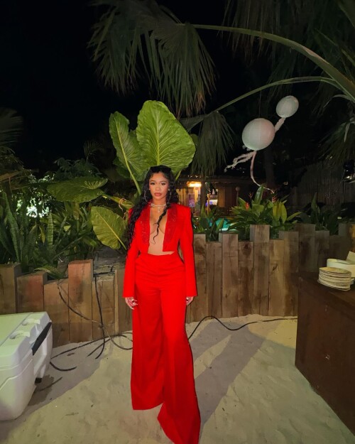 saweetie 20240101 p 3270823772901984109 1 3270823766333598981021a327ffca730a5