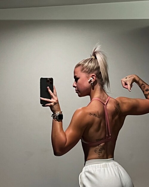 scarlyparkerr_1730256583_3489967629698590359_58617620848183ae0edca02dd30