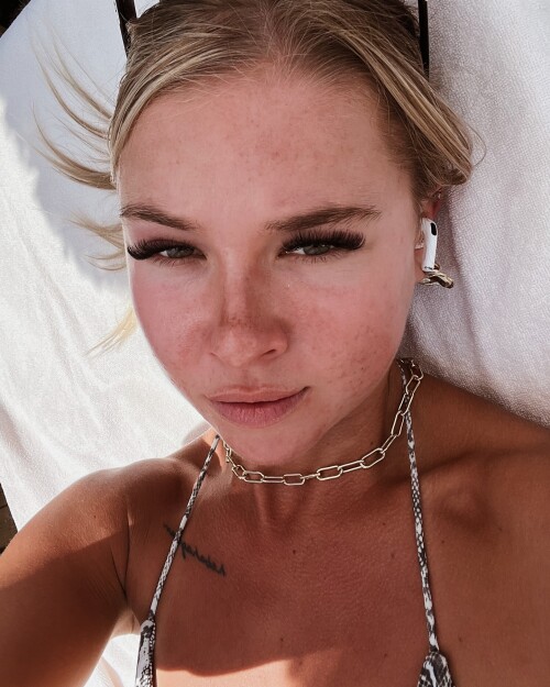 scarlyparkerr 1747466860 3634337896543155256 58617620848896c0b9fb9739b8a