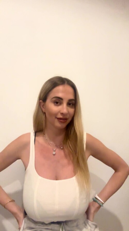 scene06871e9453b9c7d3d3aea