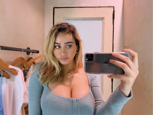 Processed with VSCO with dog3 preset