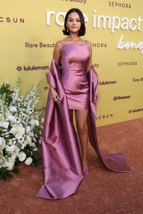 selena-2355fa2fc6d7429d7a