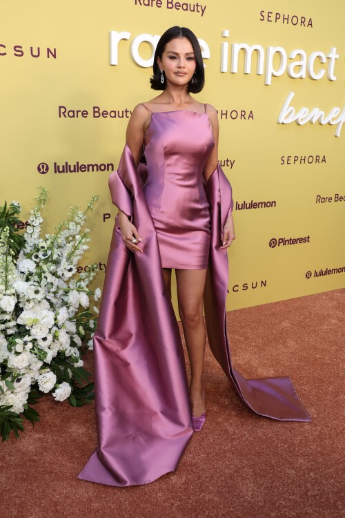 selena-24406b0bc7e8e9f9d6