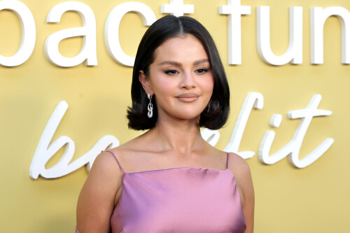 selena-51469849cb6e990a0e