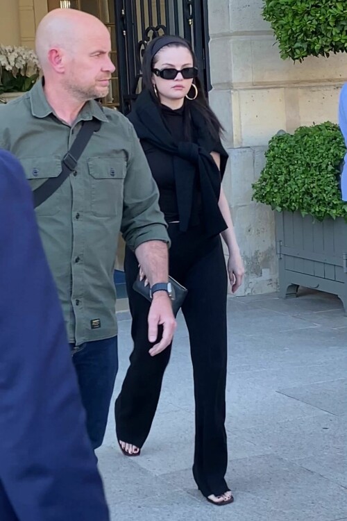 selena gomez leaves the ritz hotel in paris 05 31 2023 49edfee1d798848d3