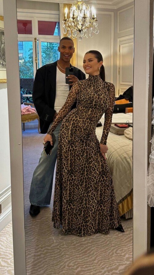 selenagomez 1695578443729497052eb1691a3896e1