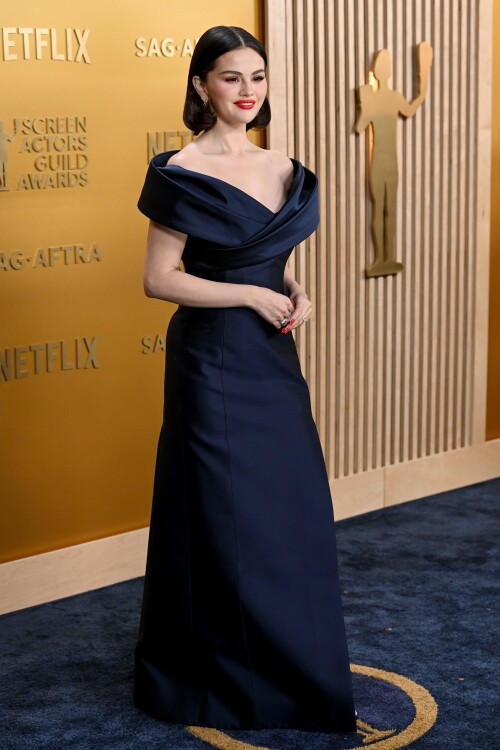 selrnf45w6 21de3595e9a8f9dda0