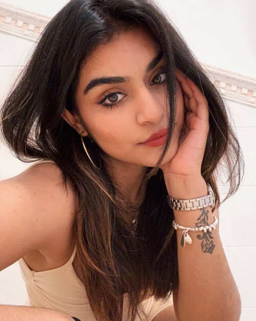 serenaacharya 652049a98fdbae34c0