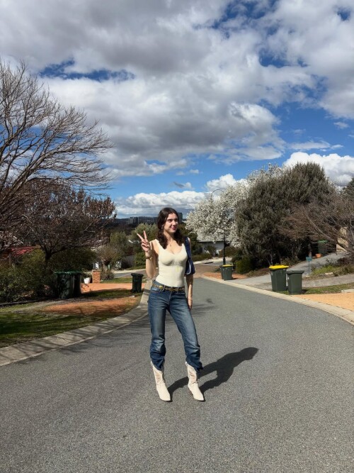 serve-img-1e68eb69c54b07e57