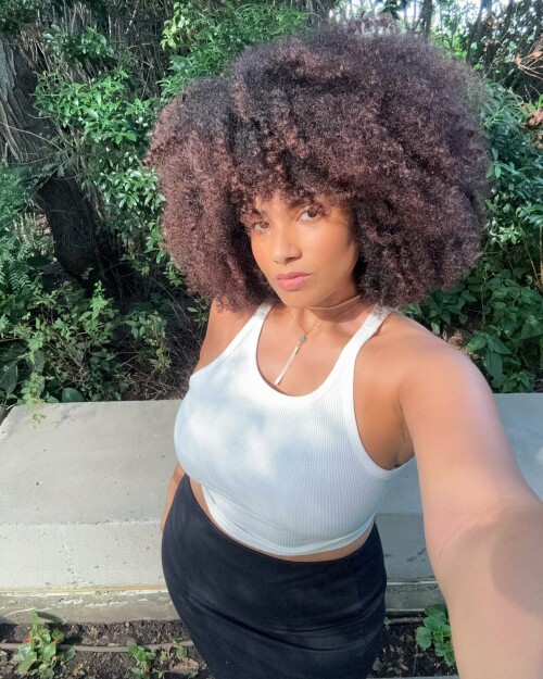 shadia model 1720018336 3404082988646495659 3837947dbf4cb9cbbd96c28