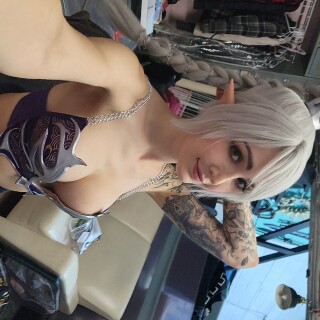 shadowheartselfies2002e31b0f2c9b30d70579e164d4562ca5