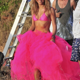 shakira_013f1f814f834e58f83