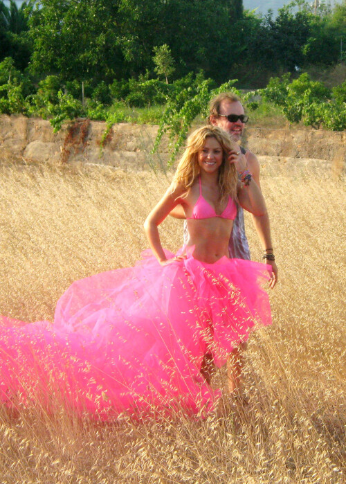 shakira 08056ff8126d5cc7605