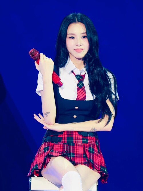 shes-unreal-251018-TWICE-10th-Anniversary-Fan-meeting-------------TAGS--1271db3902fefeea2.jpeg