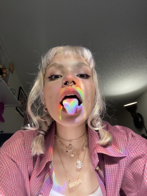 sheylin 10b7cd25d7b824676f