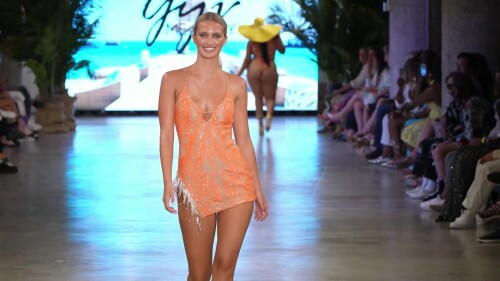 shot 013210c987587dc06f5