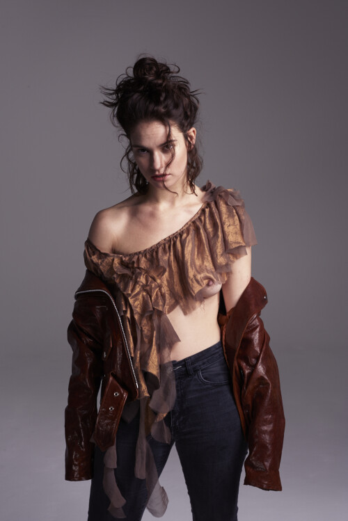 shot 01 0119ead53dc2cf7d5da