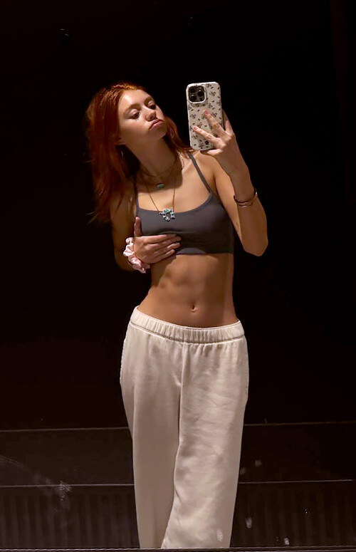 sicily.rose 20250213 211649 1114156616ad0fb6f93dcdbedc