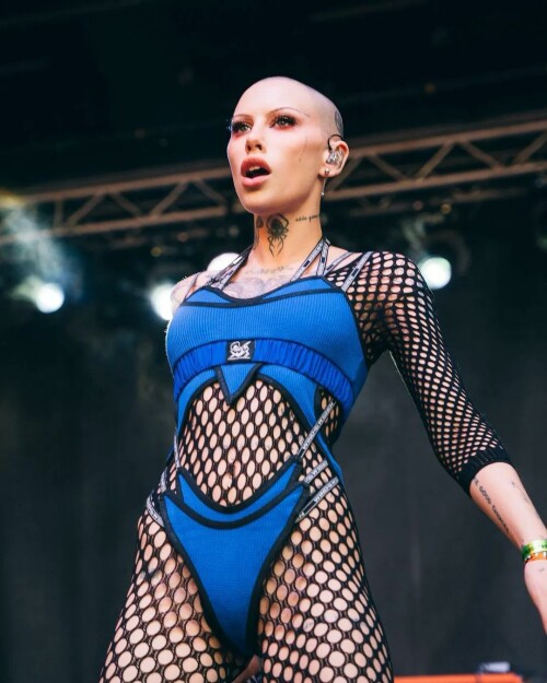 siiickbrain16537639472848300888370045360 34730048