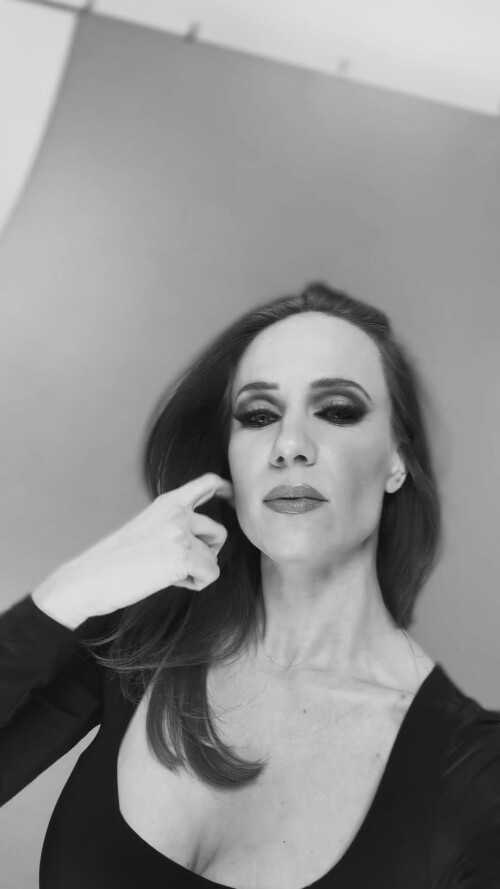 simone simons v0 m61rmvggrayc224d754da17085cd2