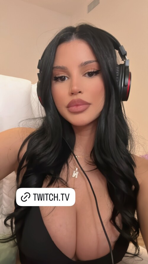 sincerelyjujus2025 2 26 0.20.685 story1f5606fa62f0d4c3