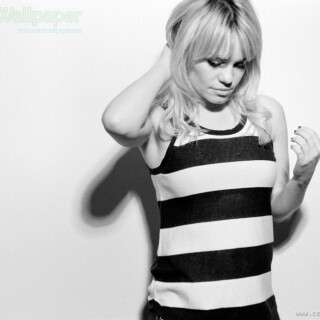 singer_duffy_stills_02