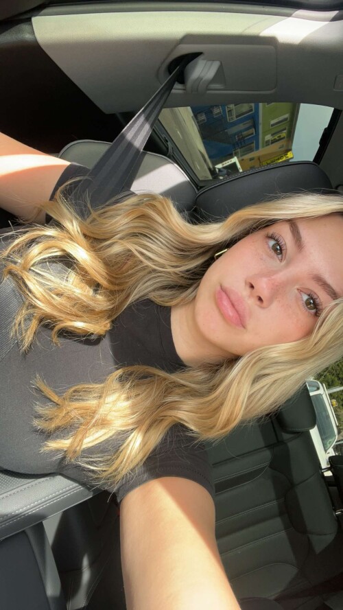 sissycc6ed299a0819ab38f9ec3d6615c64e4