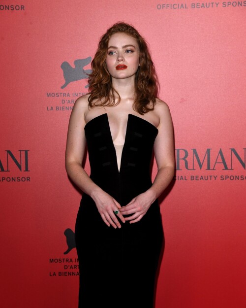 sititii9sf5550d77cd681836a