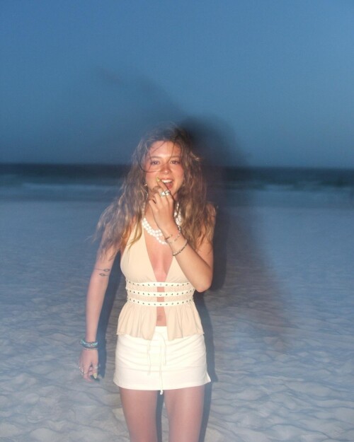 skylarnmartin 1747404284 3633812974852123691 399157966422193d4ae21856505