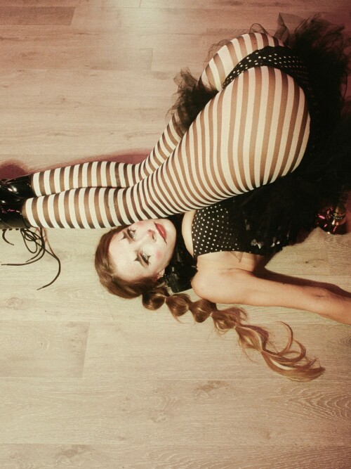 smashedely2025 10 14 00 14 281f62aa1e 2ead 459a a98a 2a94557b6969fa2fe398c032fbd7