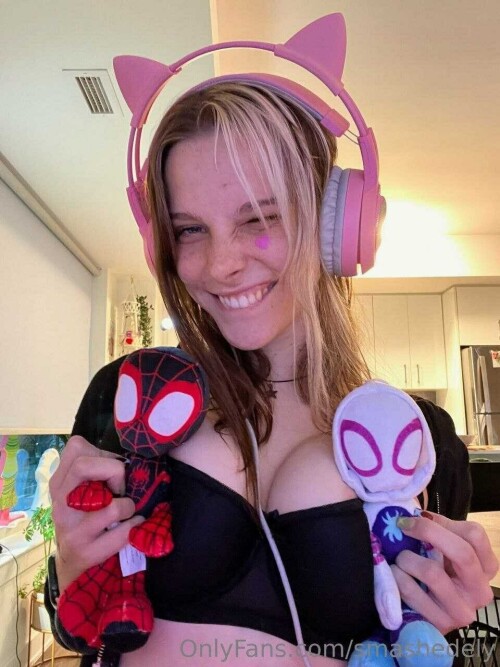 smashedley 837c268082f5ffeaa66